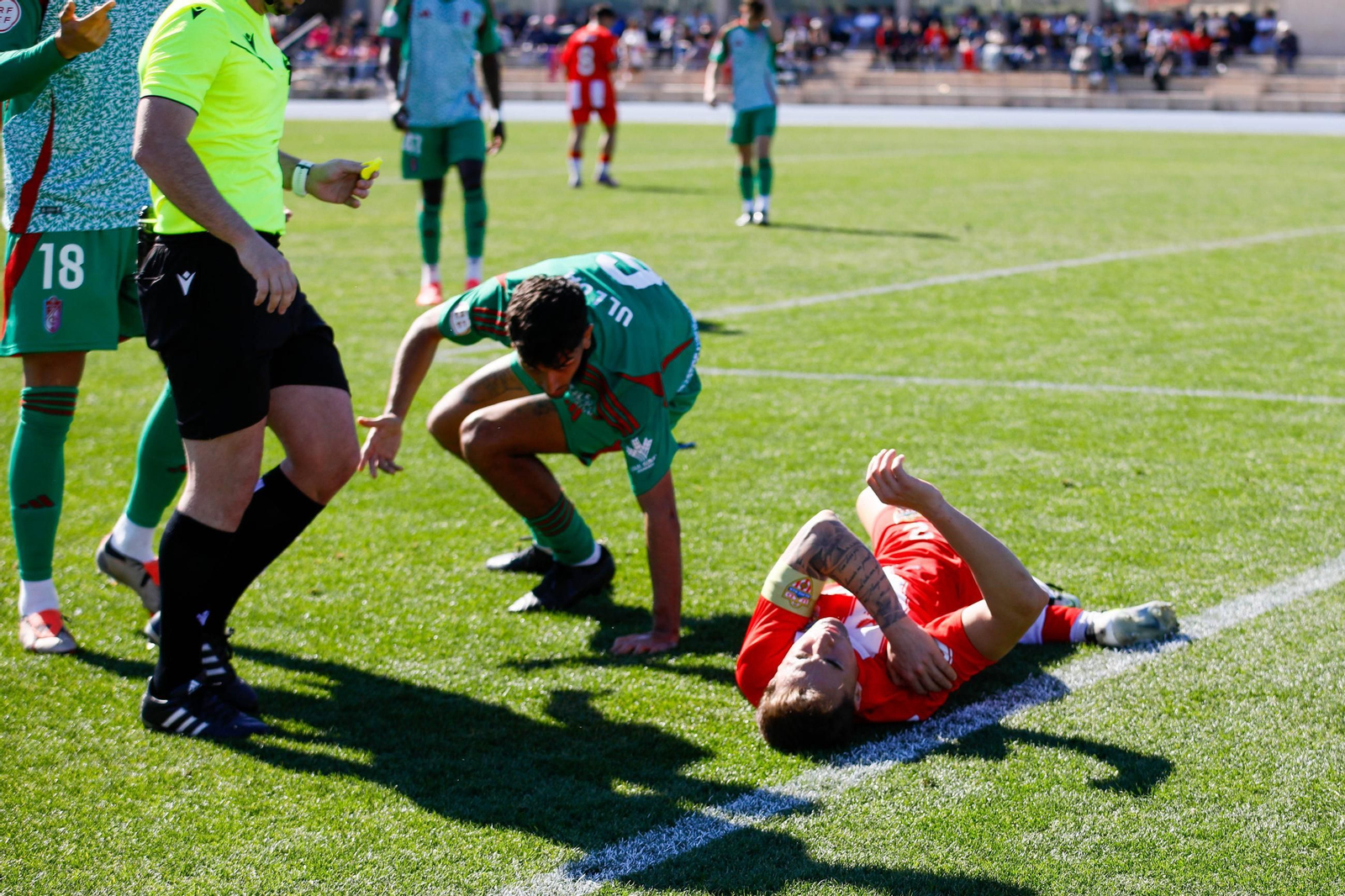 Las imágenes de Segunda RFEF entre Almeria B y recreativo de Granada