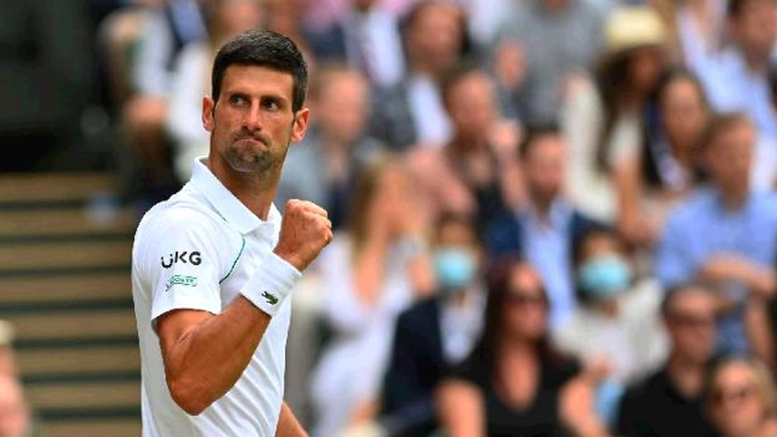 Djokovic aprieta el puño en un momento del partido.