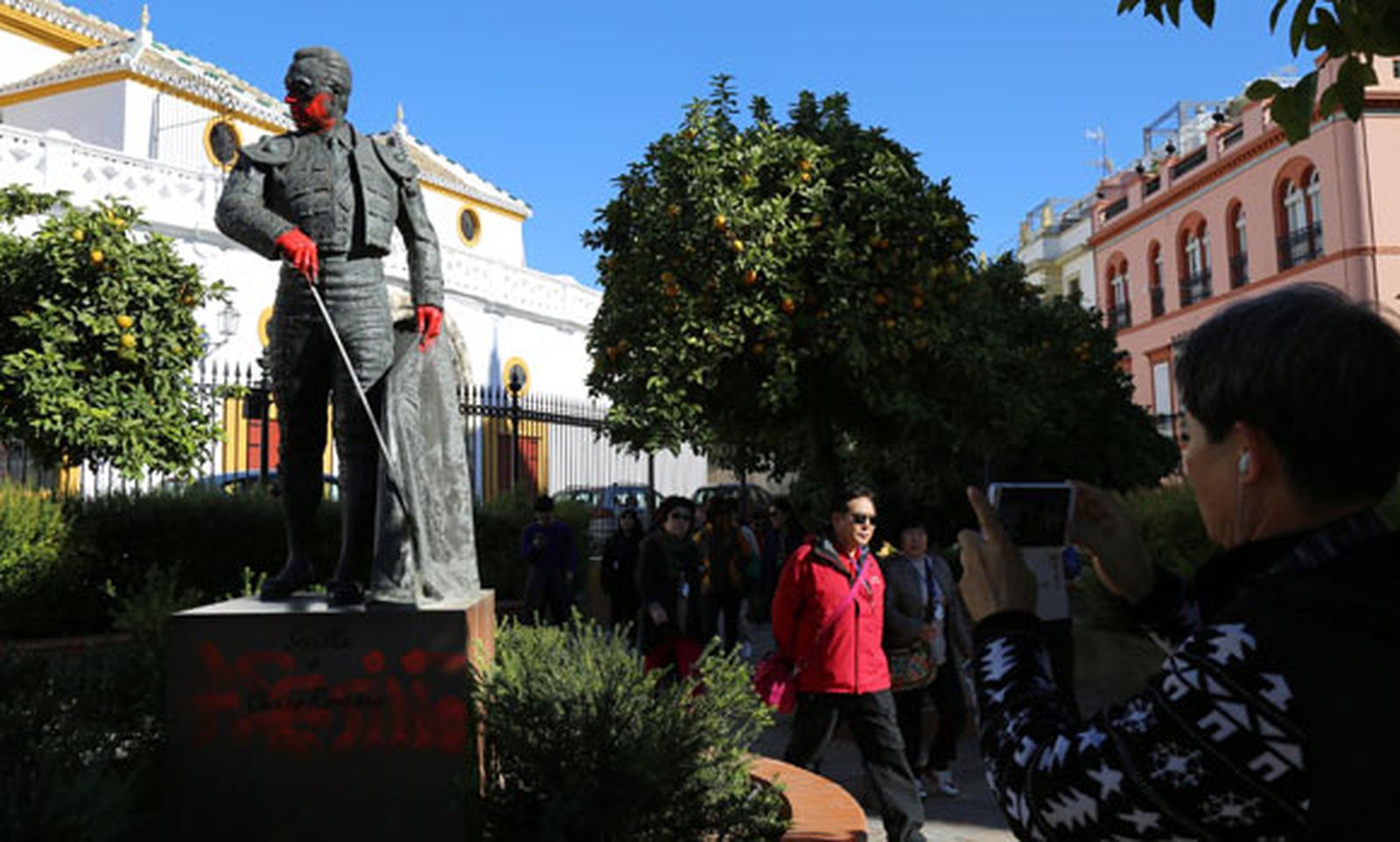 Nueva agresión al monumento a Curro Romero