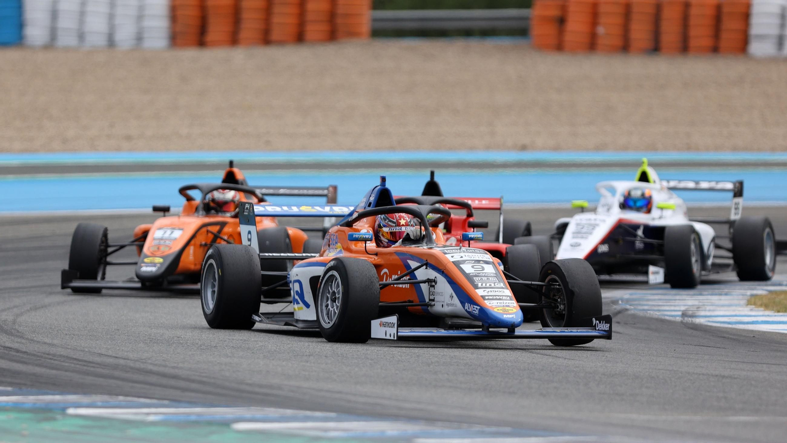 Imágenes del gran ambiente de fiesta en la Racing Weekend y el 40 aniversario del Circuito de Jerez