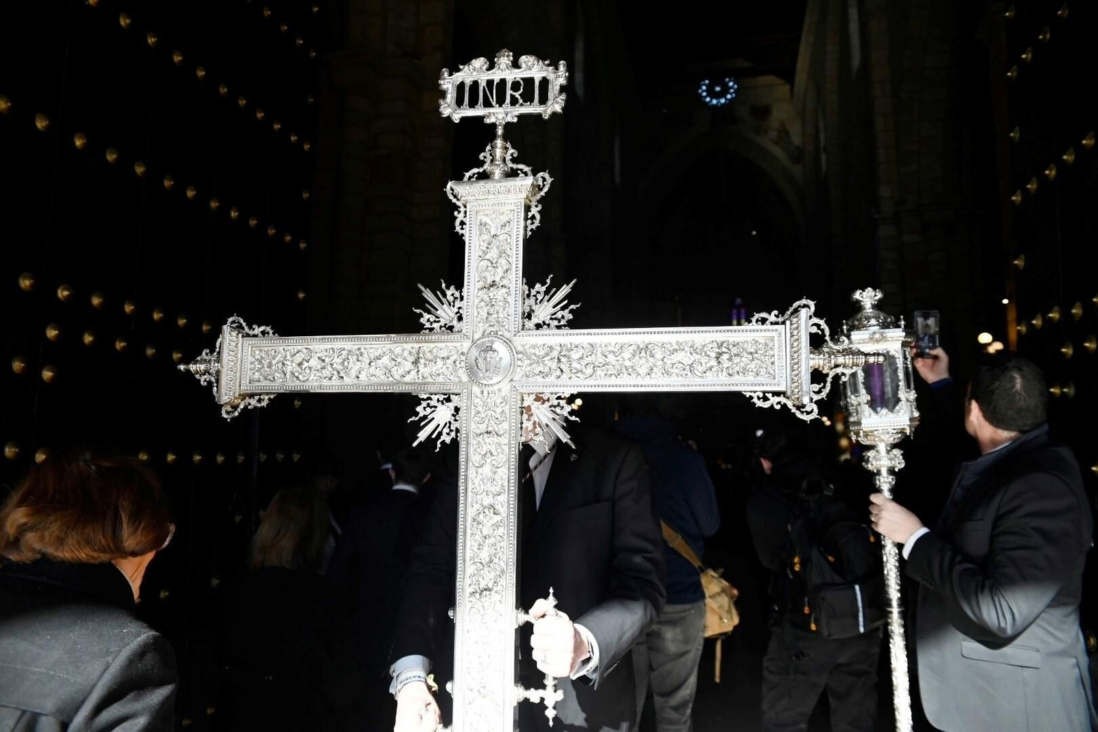 El vía crucis extraordinario del Señor del Calvario de Córdoba, en imágenes