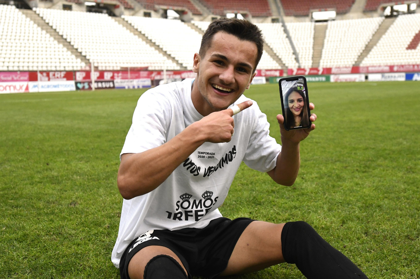 Fotos de la celebración del ascenso de la Balona a Primera RFEF