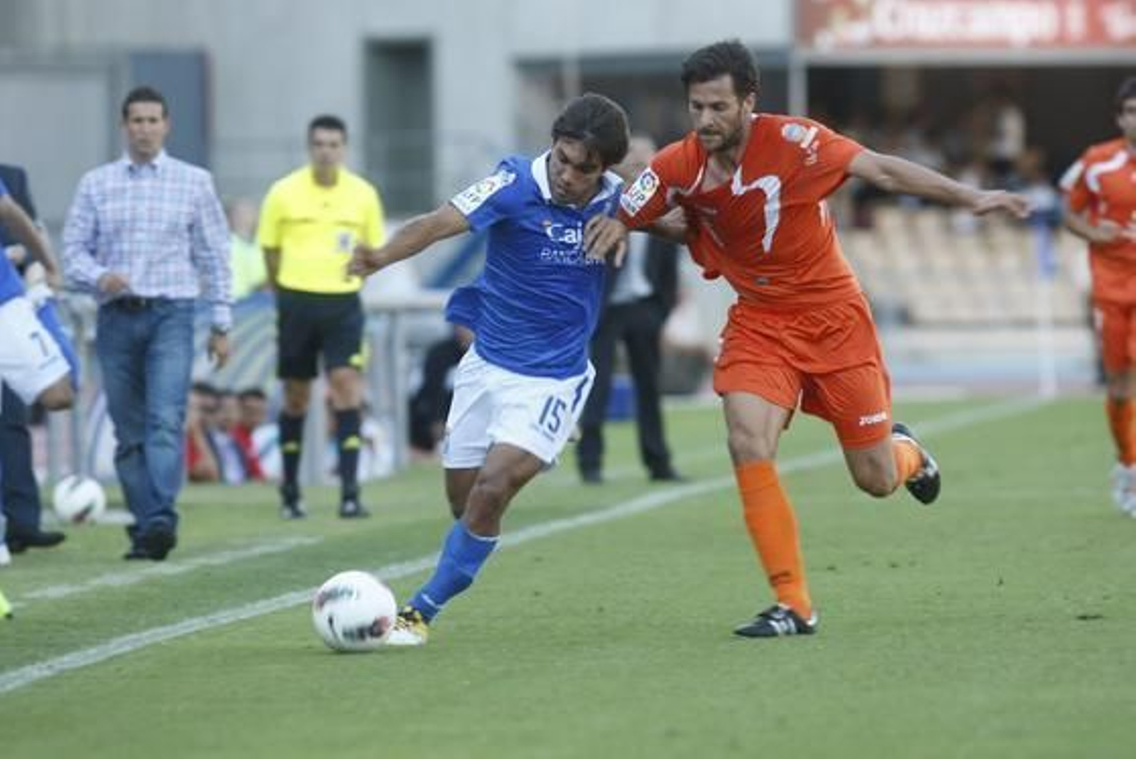 Israel progresa por la banda en una acción del primer tiempo, en el que fue cambiado antes de llegar al descanso

Foto: Juan Carlos Toro