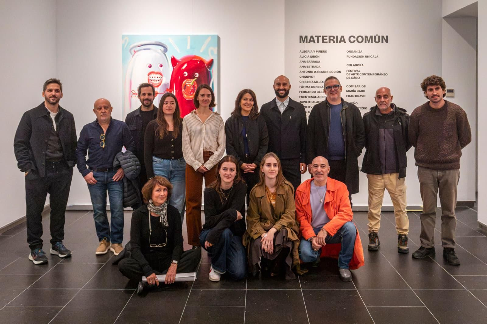 Los artistas que participan en la muestra de arte contemporáneo.