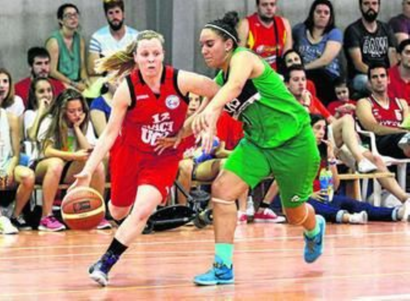 La colegial Rhodes durante la final del pasado domingo ante el Náutico.