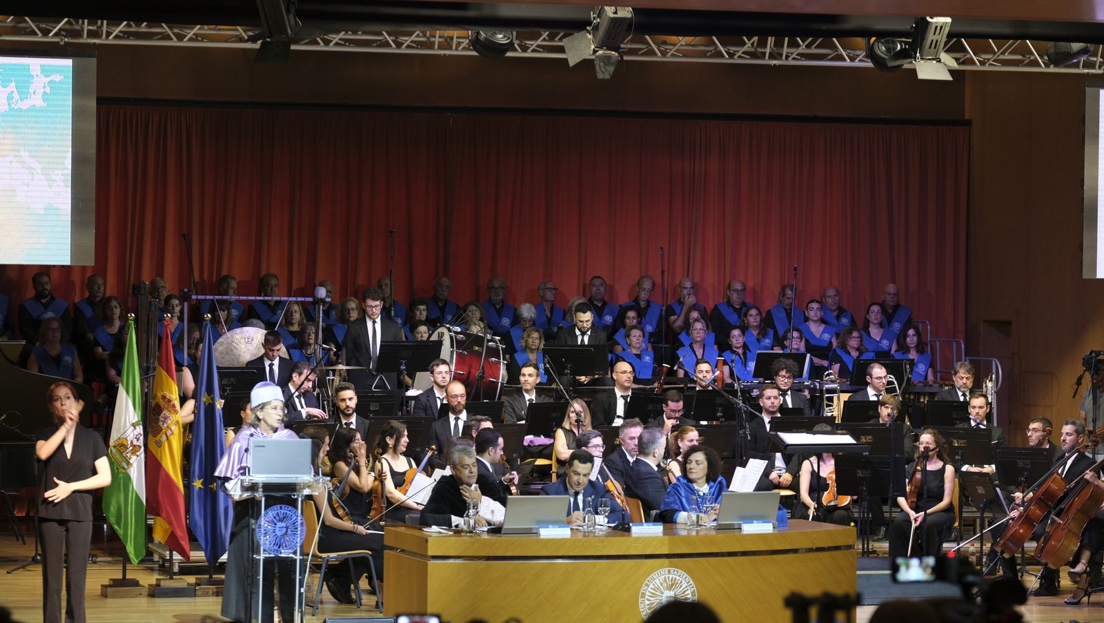 El Presidente de la Junta Juanma Moreno, inaugura el curso universitario andaluz en Almería