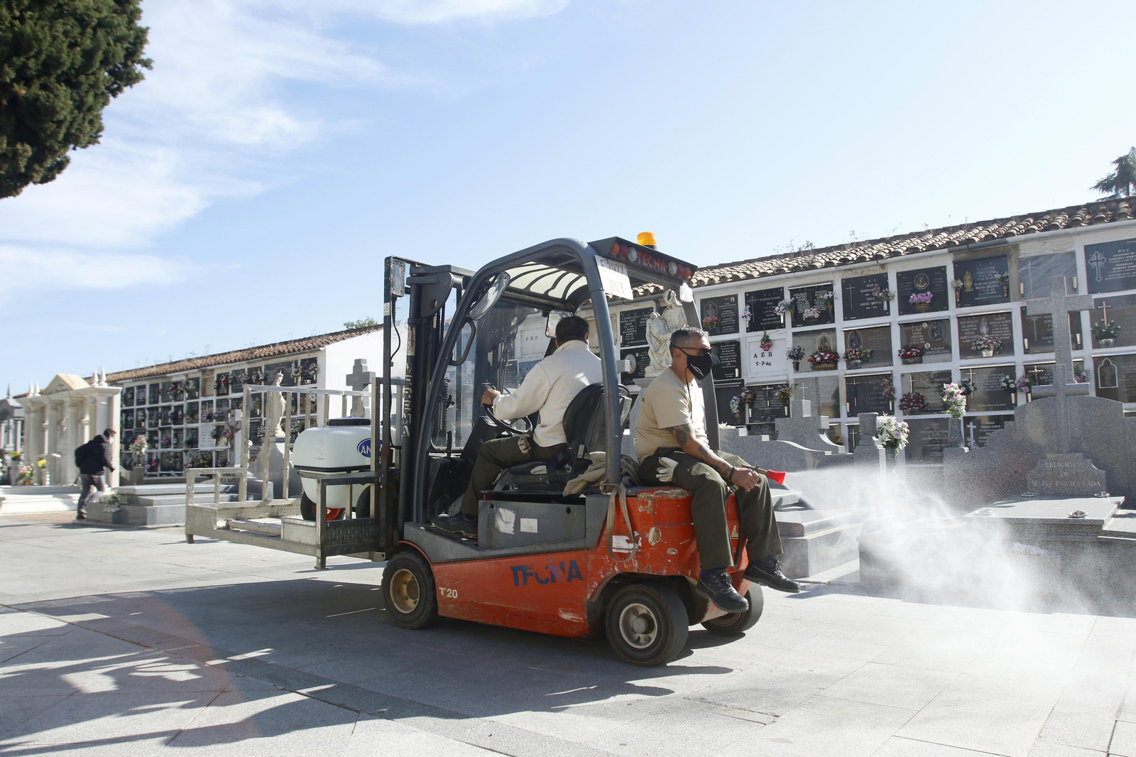 las fotos del día de Todos los Santos