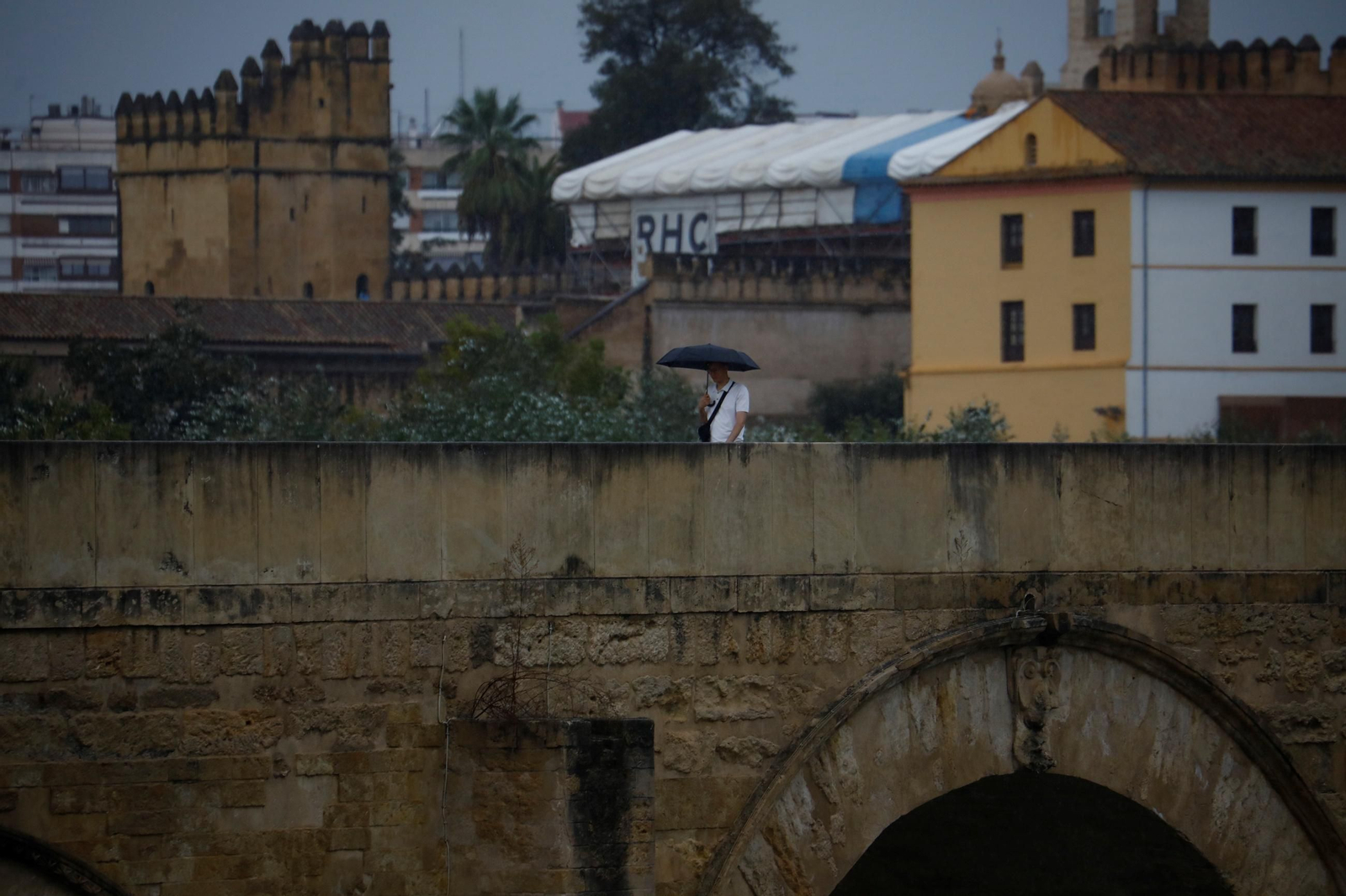 Córdoba capital en aviso naranja por lluvia