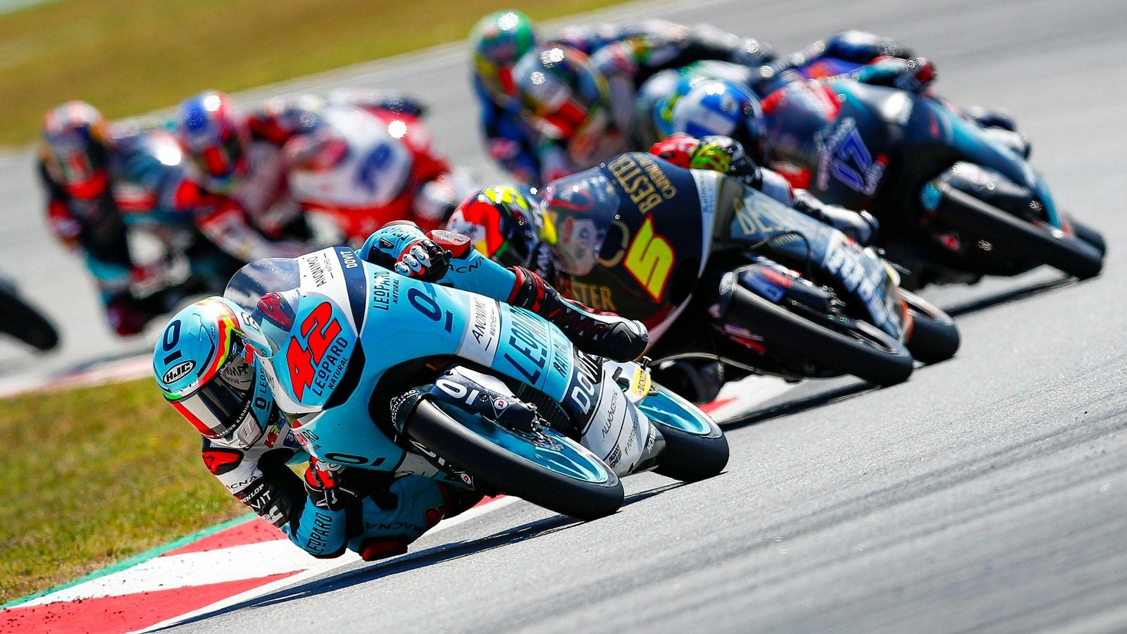 Marcos Ramírez se adjudicó una carrera muy accidentada.