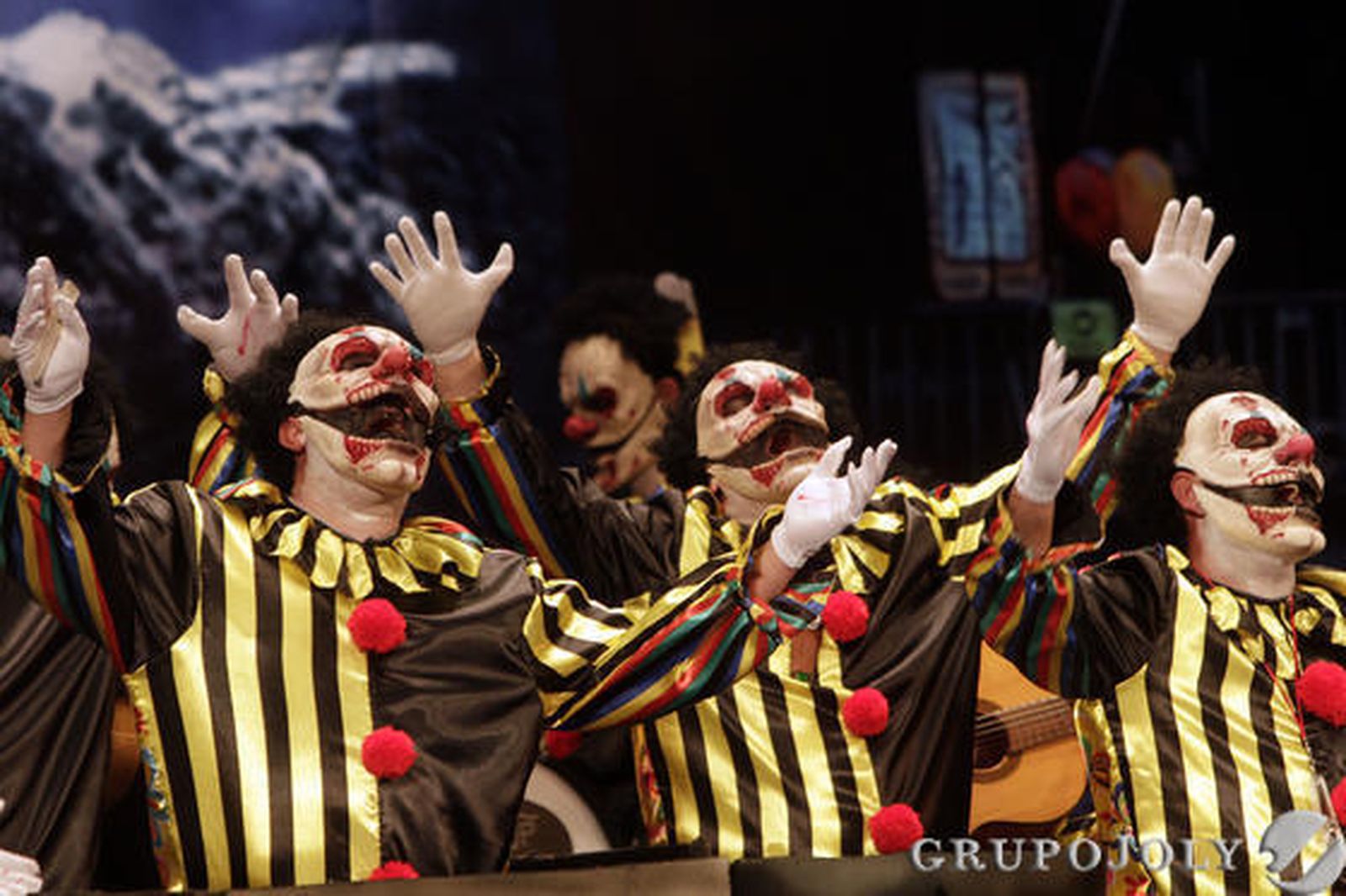 El circo de la vida.  Foto: Lourdes de Vicente y Fito Carreto