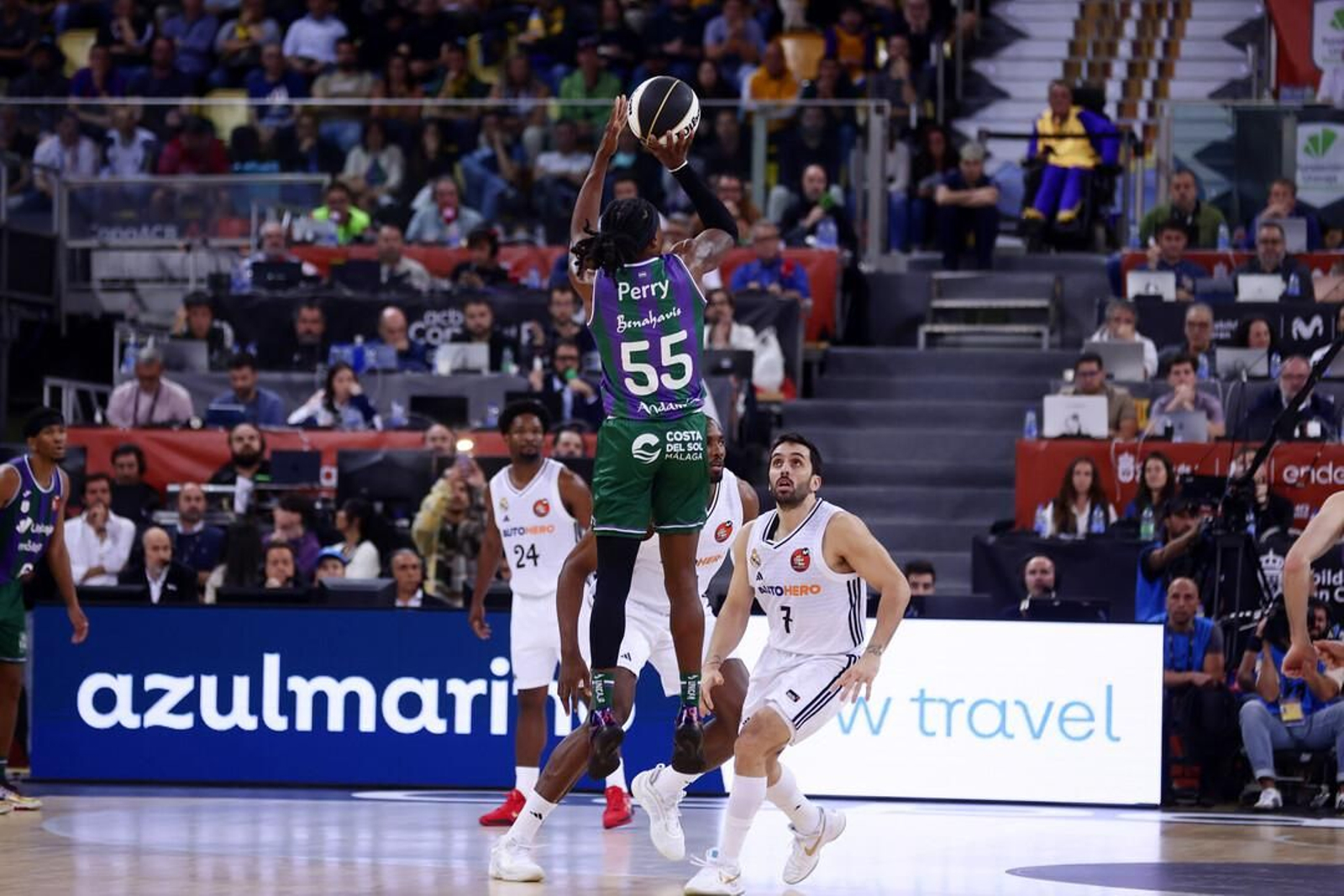 El Unicaja, campeón de Copa: Todas las imágenes del partido, la fiesta y la llegada a Málaga