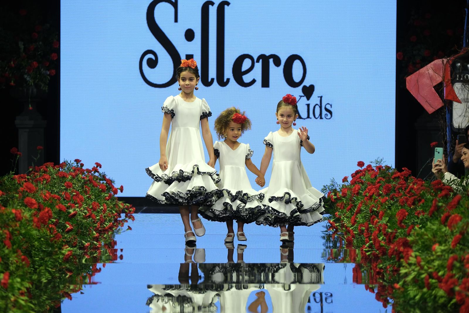 Desfile infantil de Ernesto Sillero en la Pasarela Flamenca Jerez Tío Pepe 2023