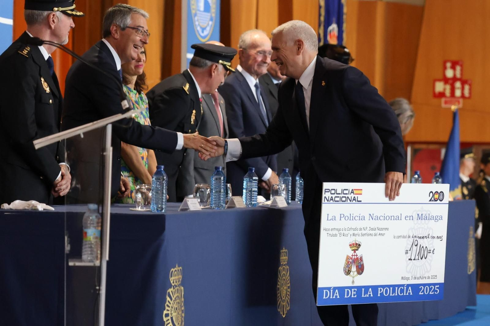 Málaga celebra el 201 aniversario de la Policía Nacional con casi 4.000 agentes, en imágenes