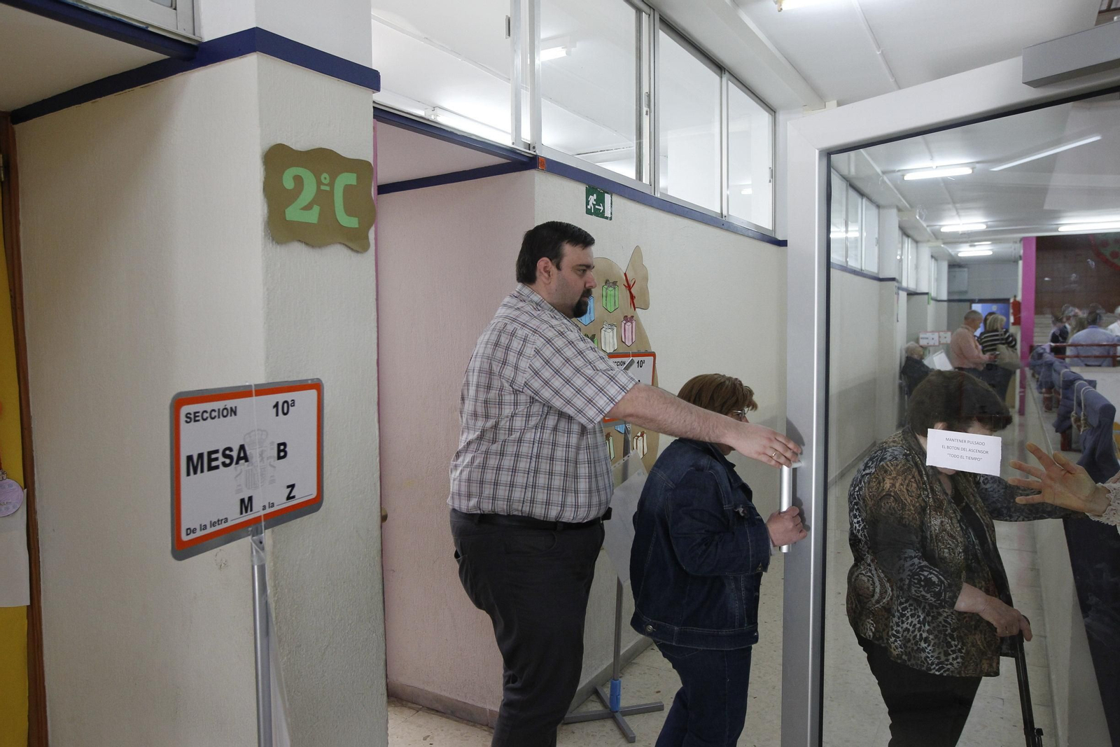 Fotogalería votaciones Elecciones Generales 2019. Almería