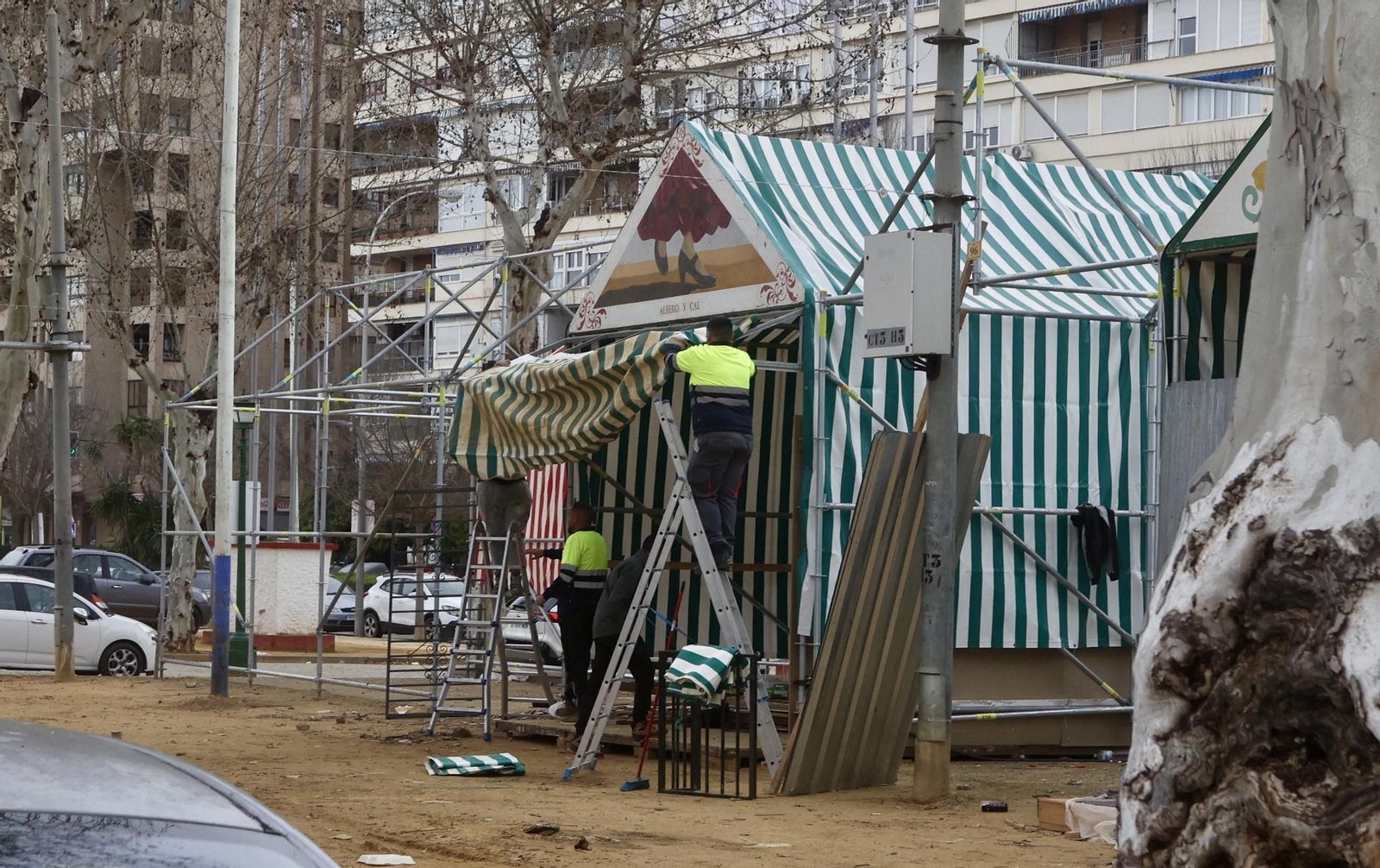 Así avanzan los trabajos del montaje de la Feria de Abril 2025