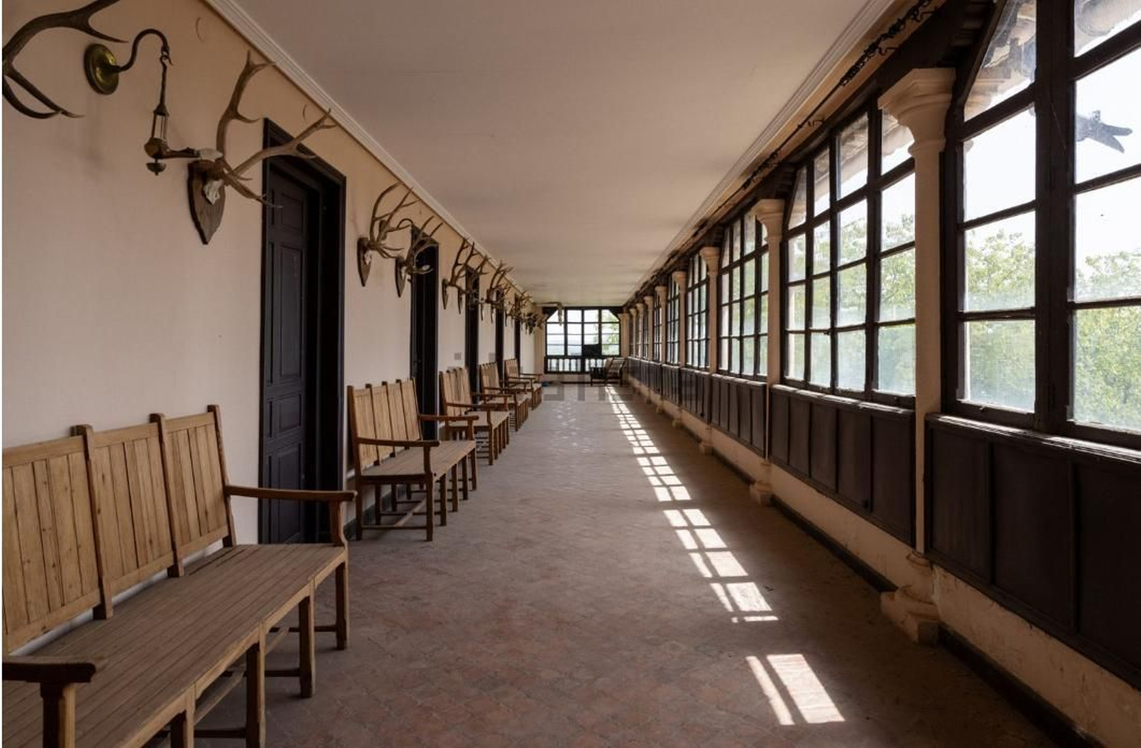 Castillo de Espeluy por 1.496.000 euros.