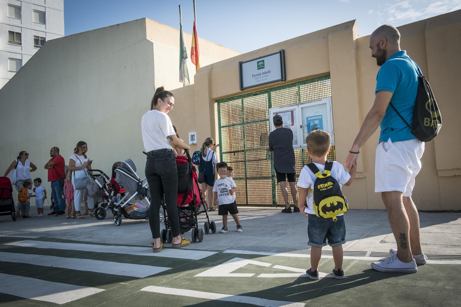 Entrada a la escuela infantil Virgen de la Palma de Cádiz.