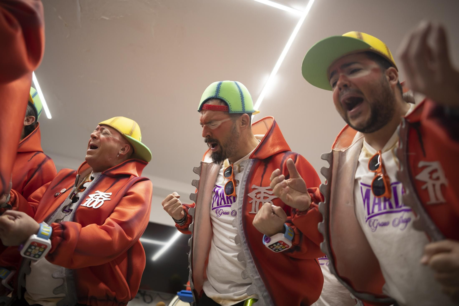 La última jornada de semifinales del Carnaval de Huelva, en imágenes