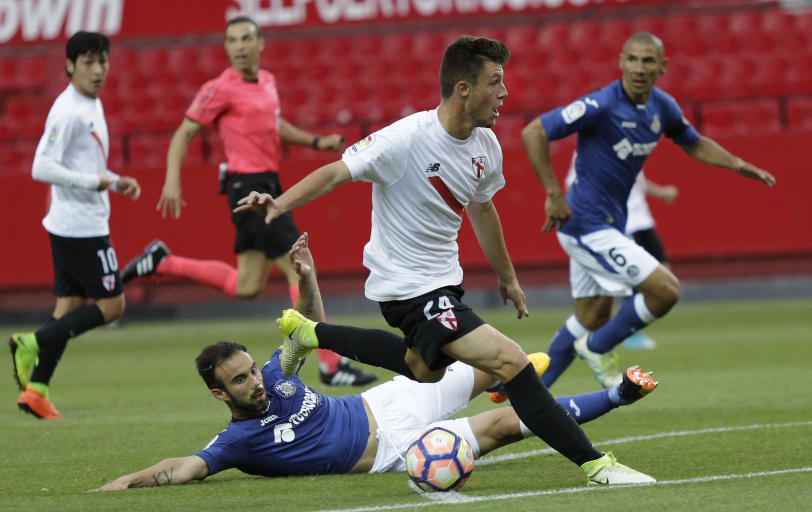 Las imágenes del Sevilla Atlético-Getafe