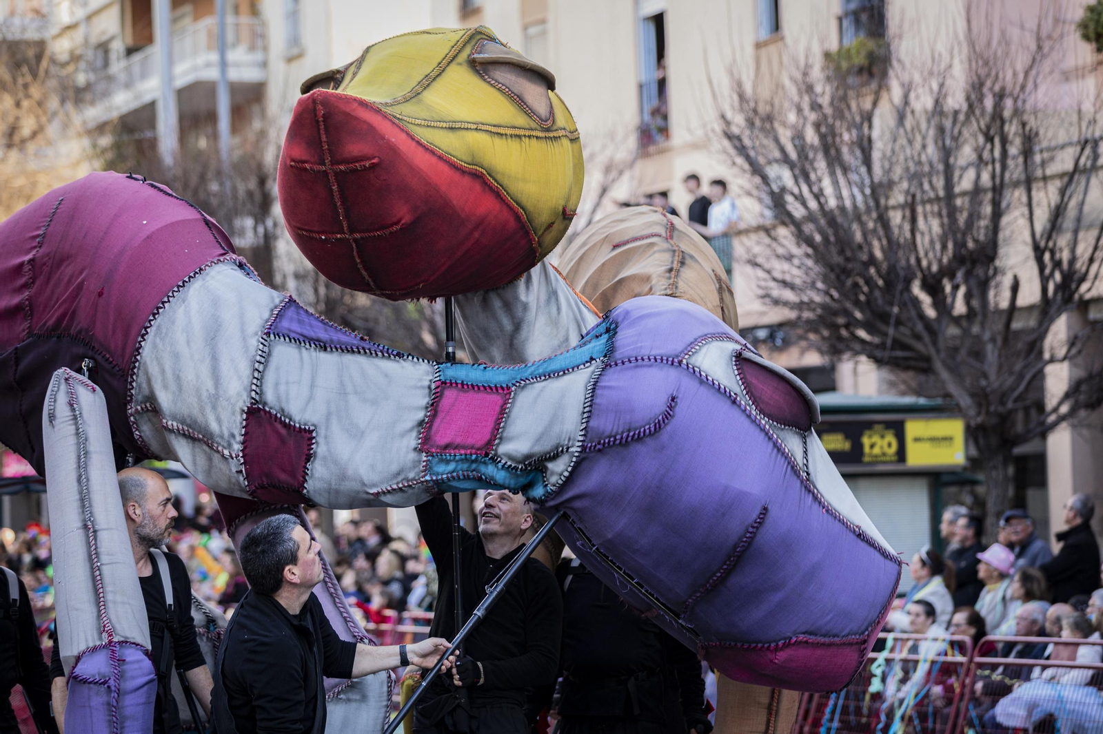 Búscate entre las mejores imágenes de la Cabalgata Magna