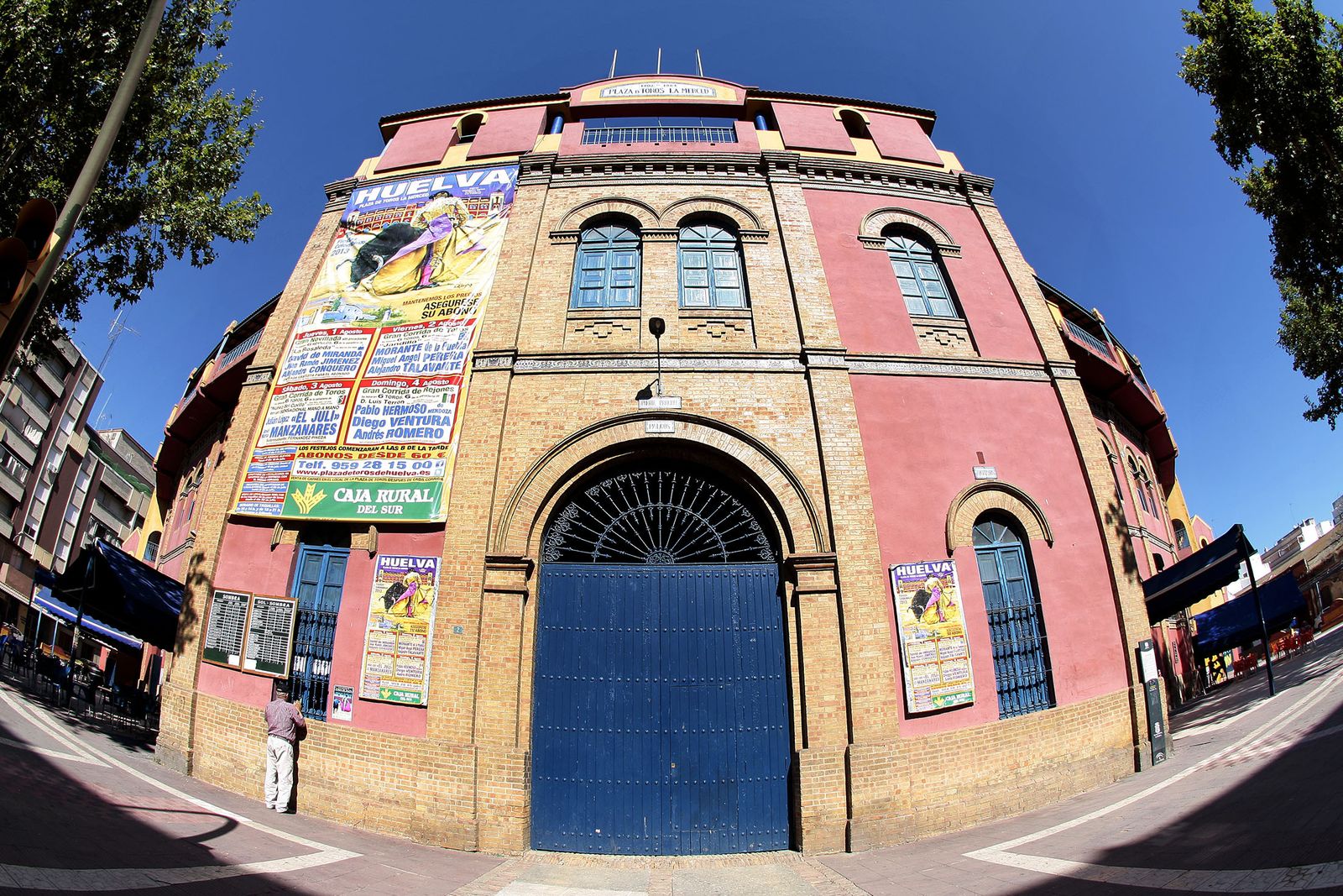 Un importante cartel de toros y toreros marca este día de Andalucía en La Merced