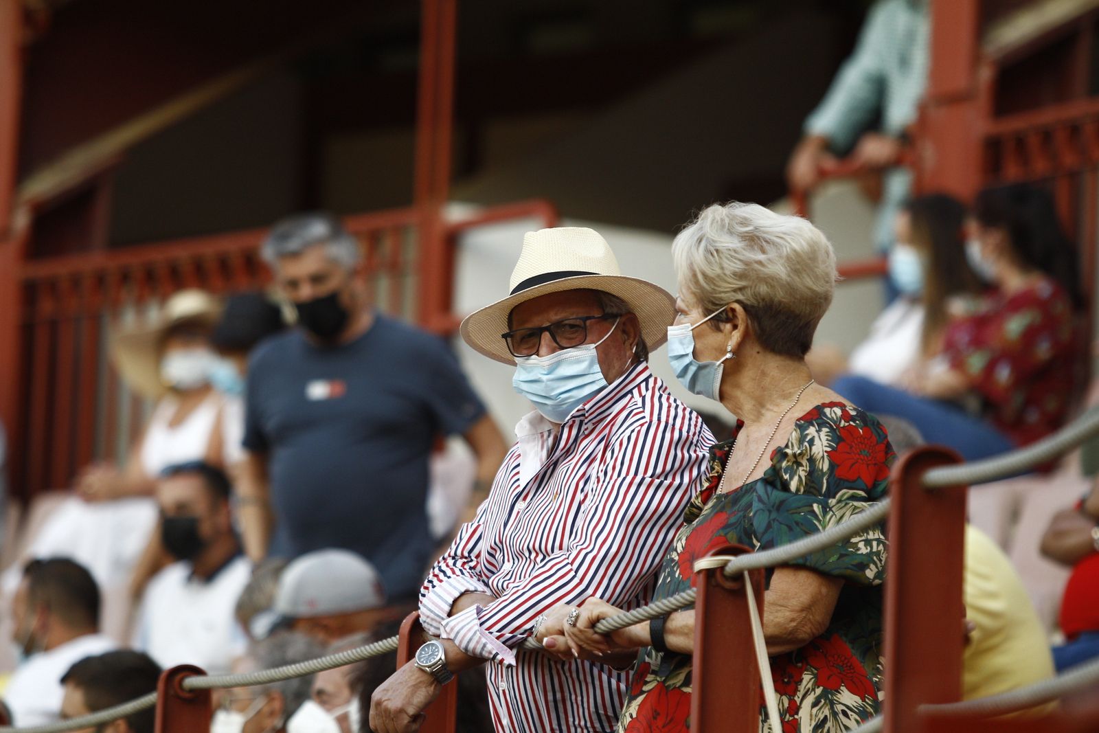 Fotogalería corrida de toros. Cayetano Rivera, Paco Ureña y Roca Rey. Roquetas de Mar.
