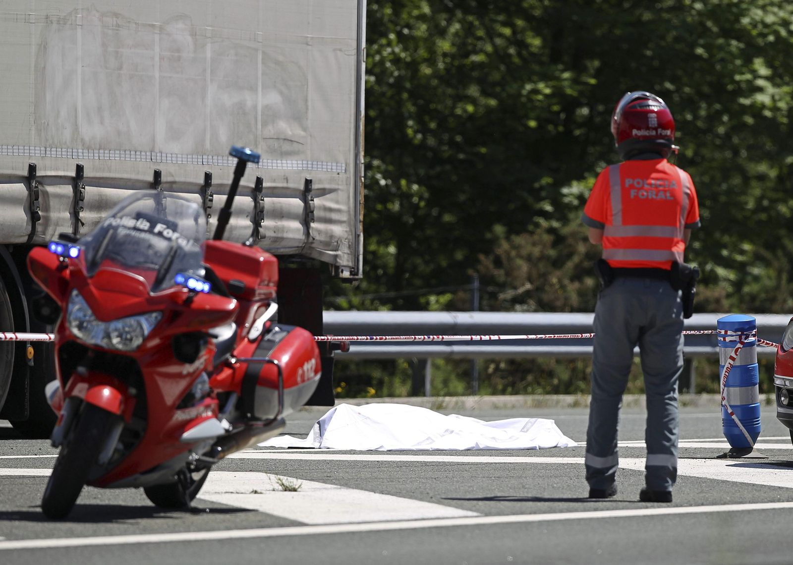 Un agente de la Policía Foral, en una imagen de archivo.