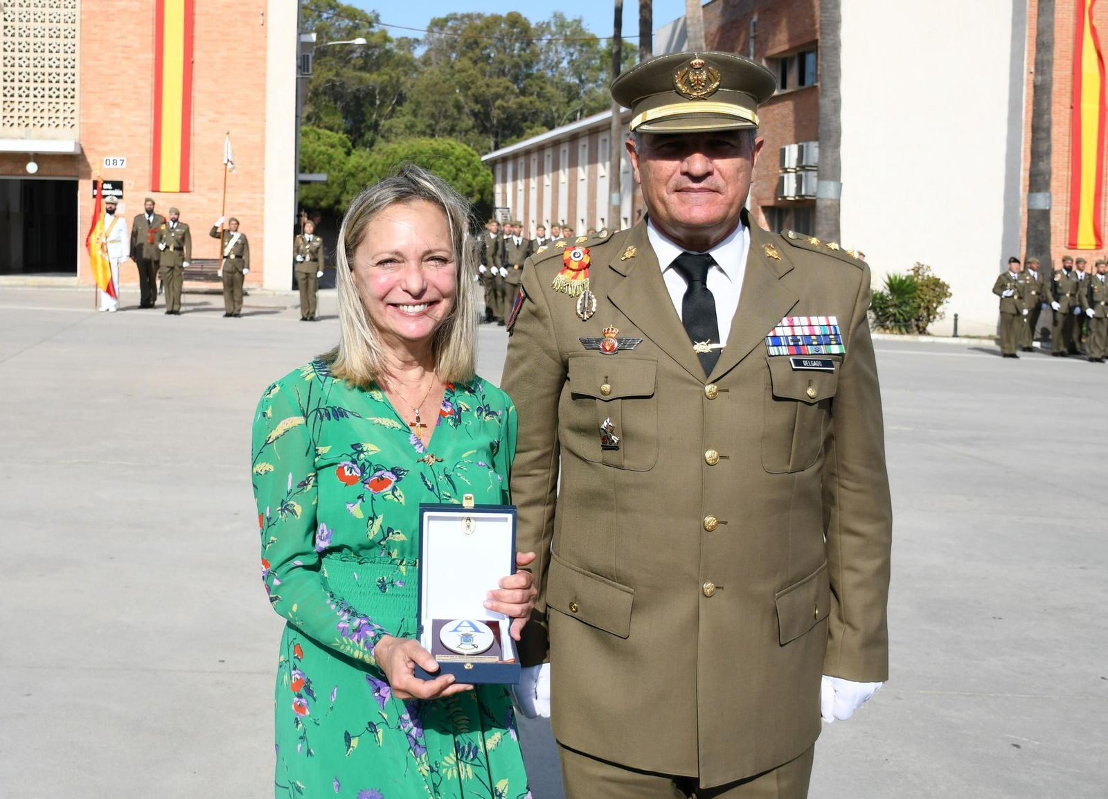 La vicepresidenta del Instituto de Academias y Reales Academias de Andalucía, María Felicidad Rodríguez Sánchez, reconocida como Alumna Honorífica