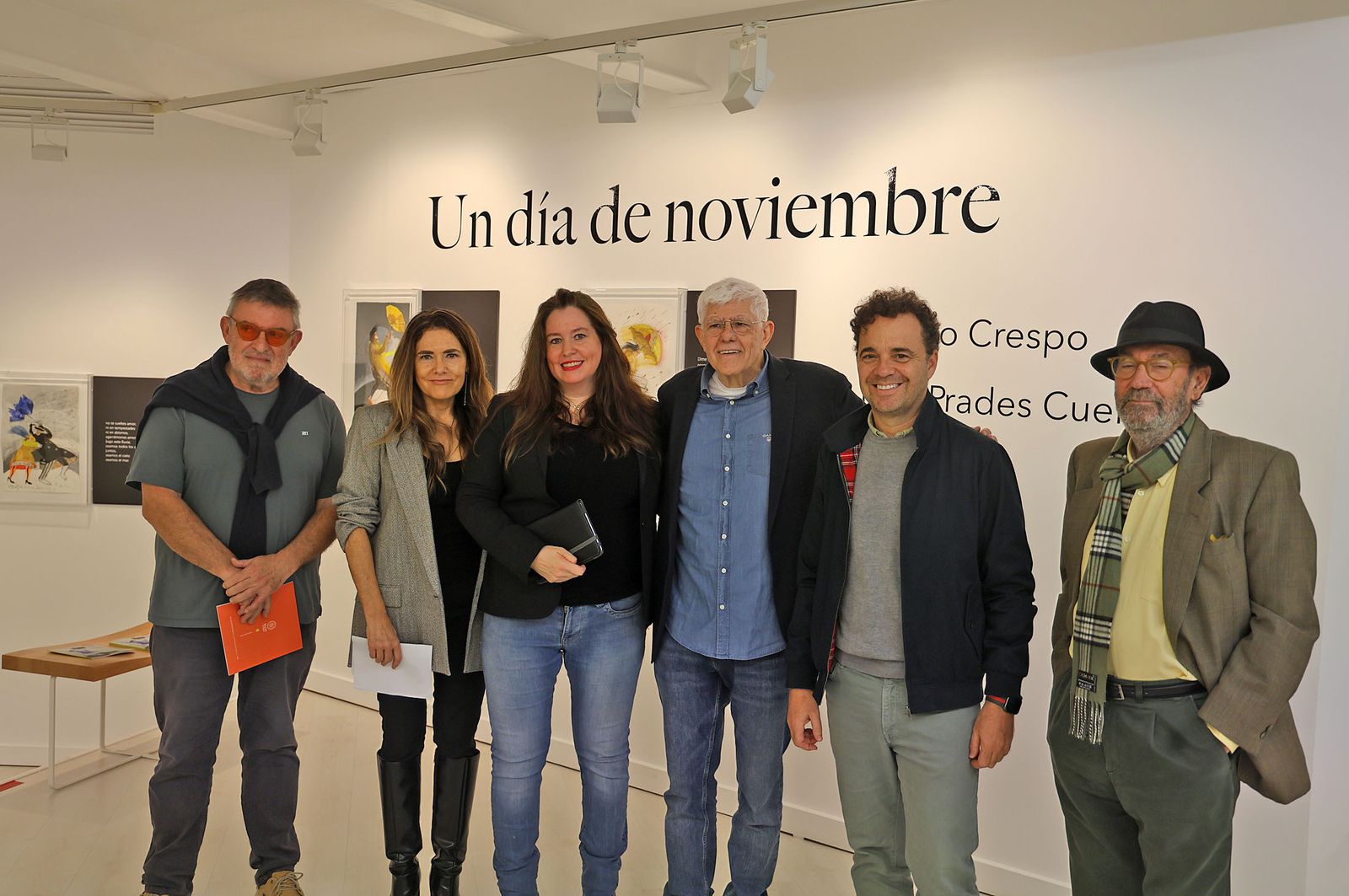Imágenes de la exposición de Juan Carlos Castro Crespo 'Un día de noviembre'