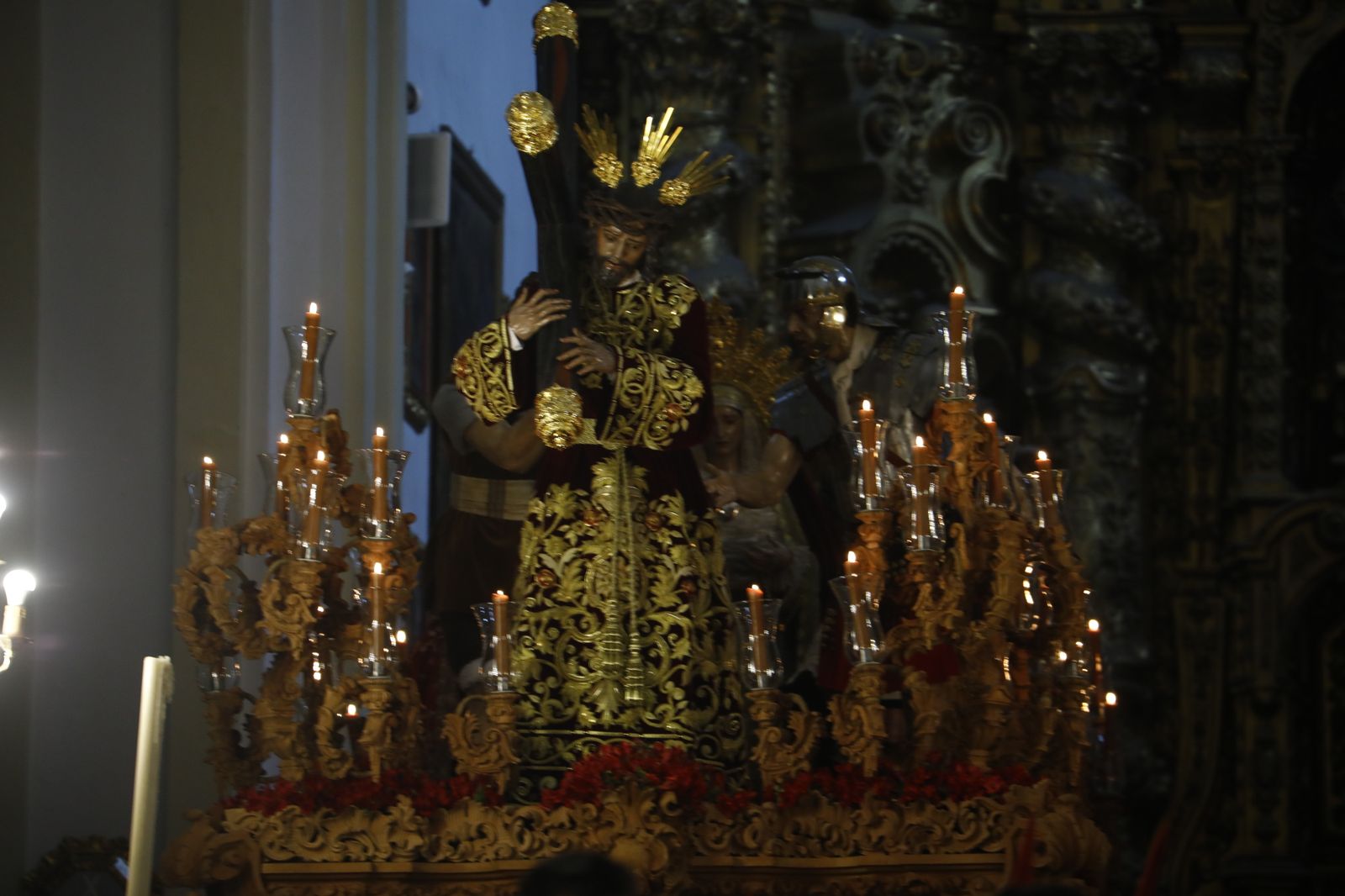 El Buen Suceso suspende su procesión del Martes Santo, en imágenes