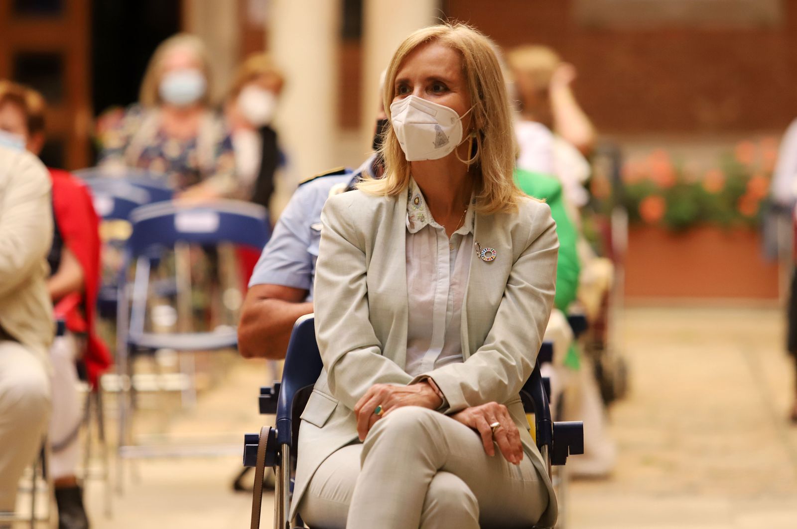 Imágenes de la entrega del Premio Marismas a Juana Carrillo y a Gabriela de la Fuente en su XIX edición