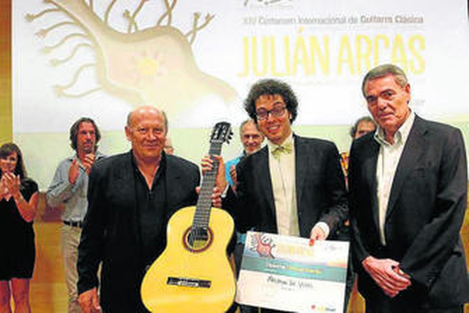 Andrea De Vitis entre Juan Miguel González y Jerónimo Molina.