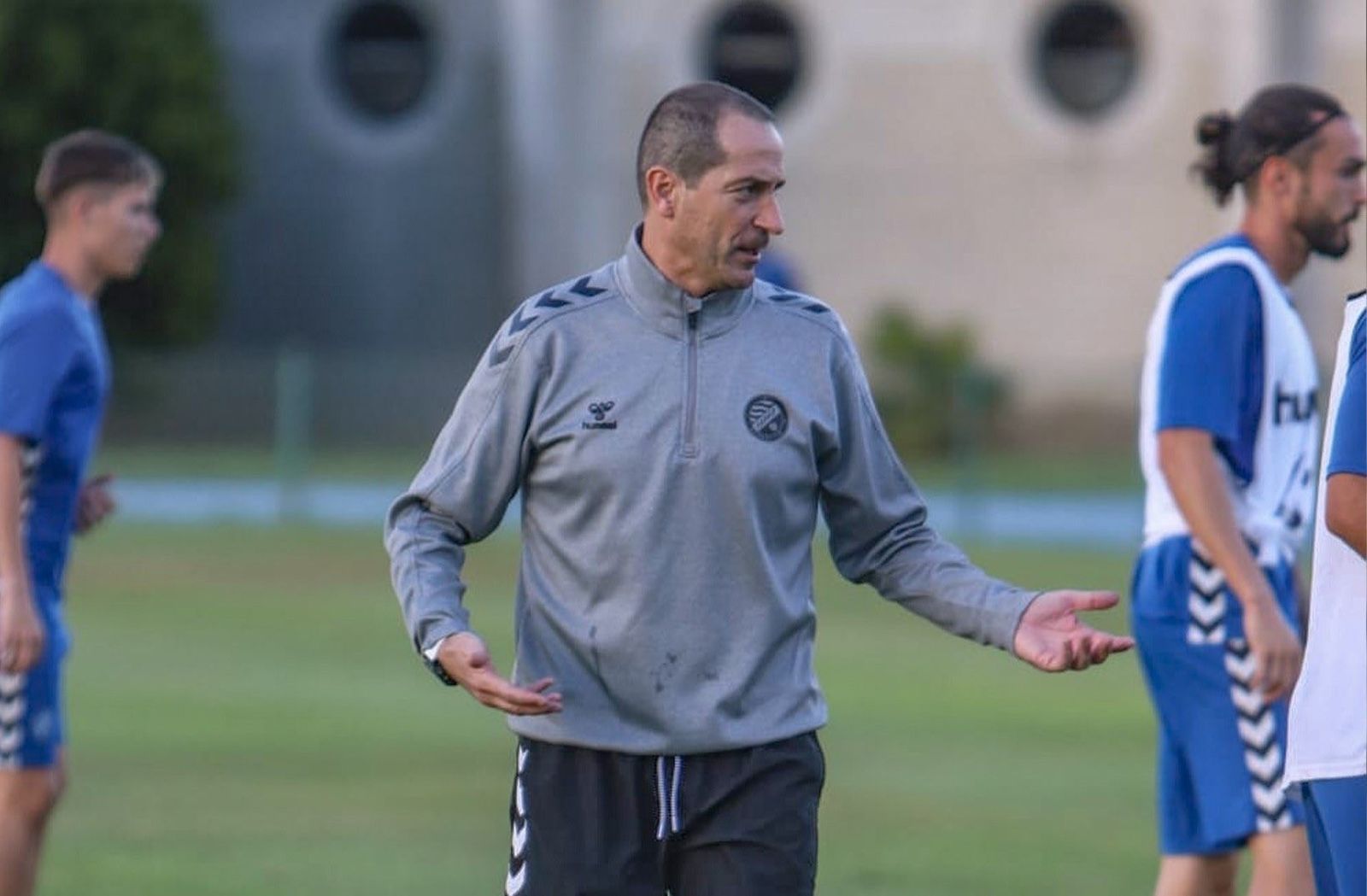 Diego Caro, en un entrenamiento con el Xerez DFC.