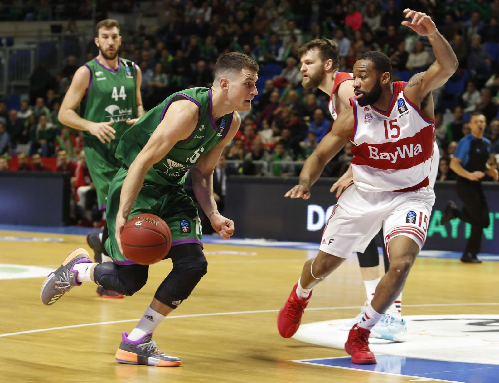 Nedovic intenta marcharse de Redding.