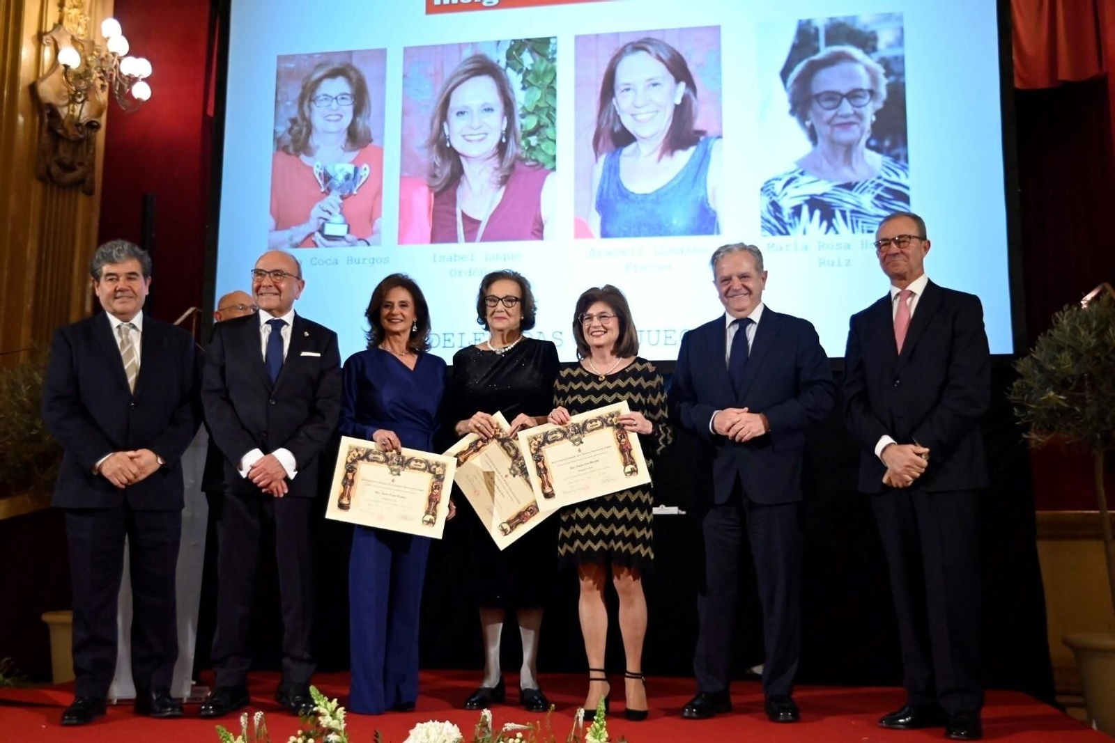 El Real Círculo de la Amistad de Córdoba entrega sus galardones, en imágenes