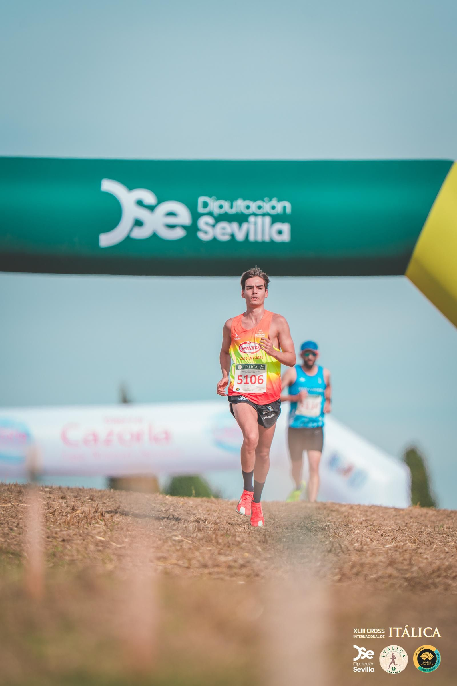 Búscate en las fotos del Cross de Itálica 2025 | 12