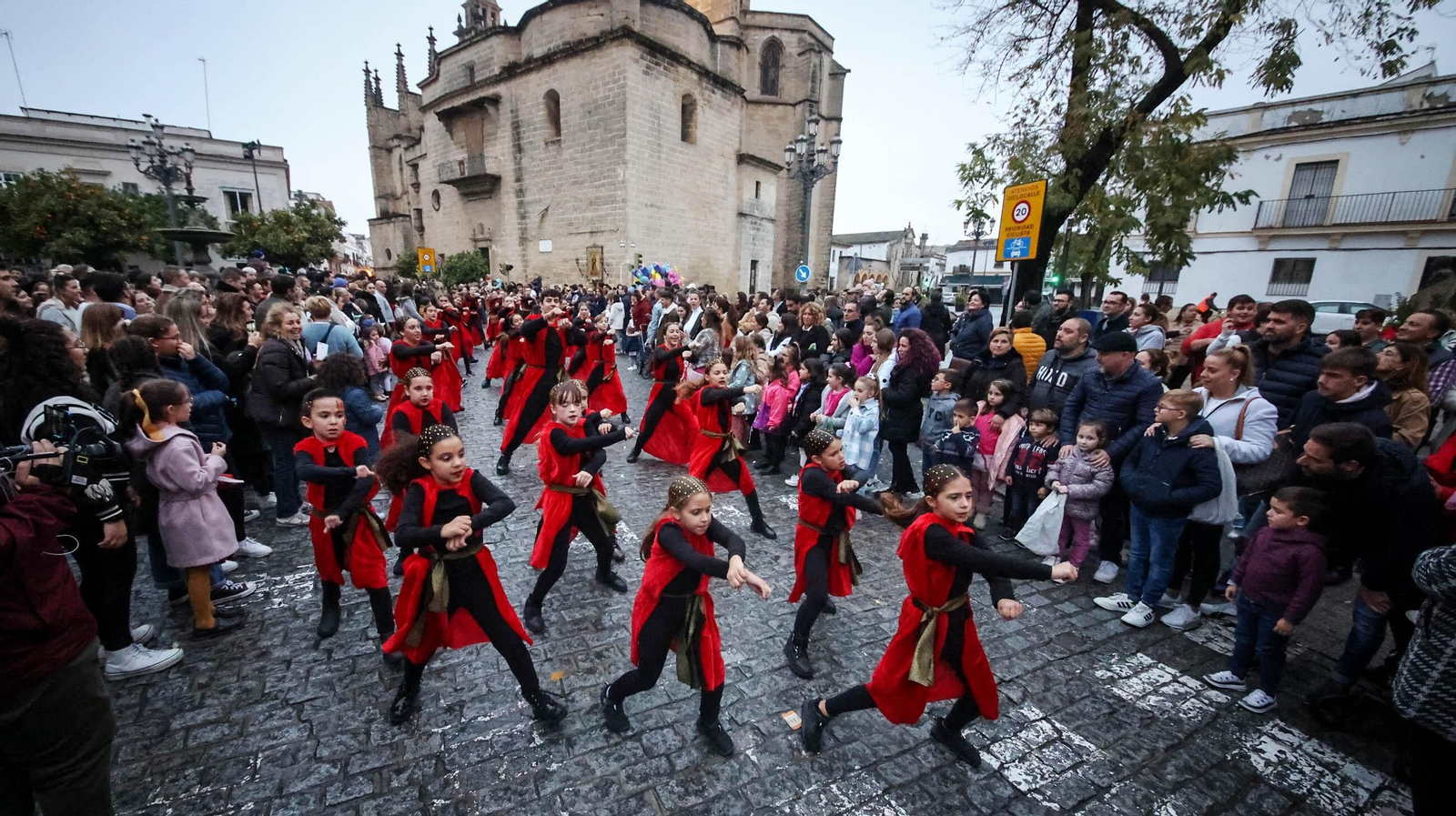 La cabalgata de la Cartera Real llega a Jerez