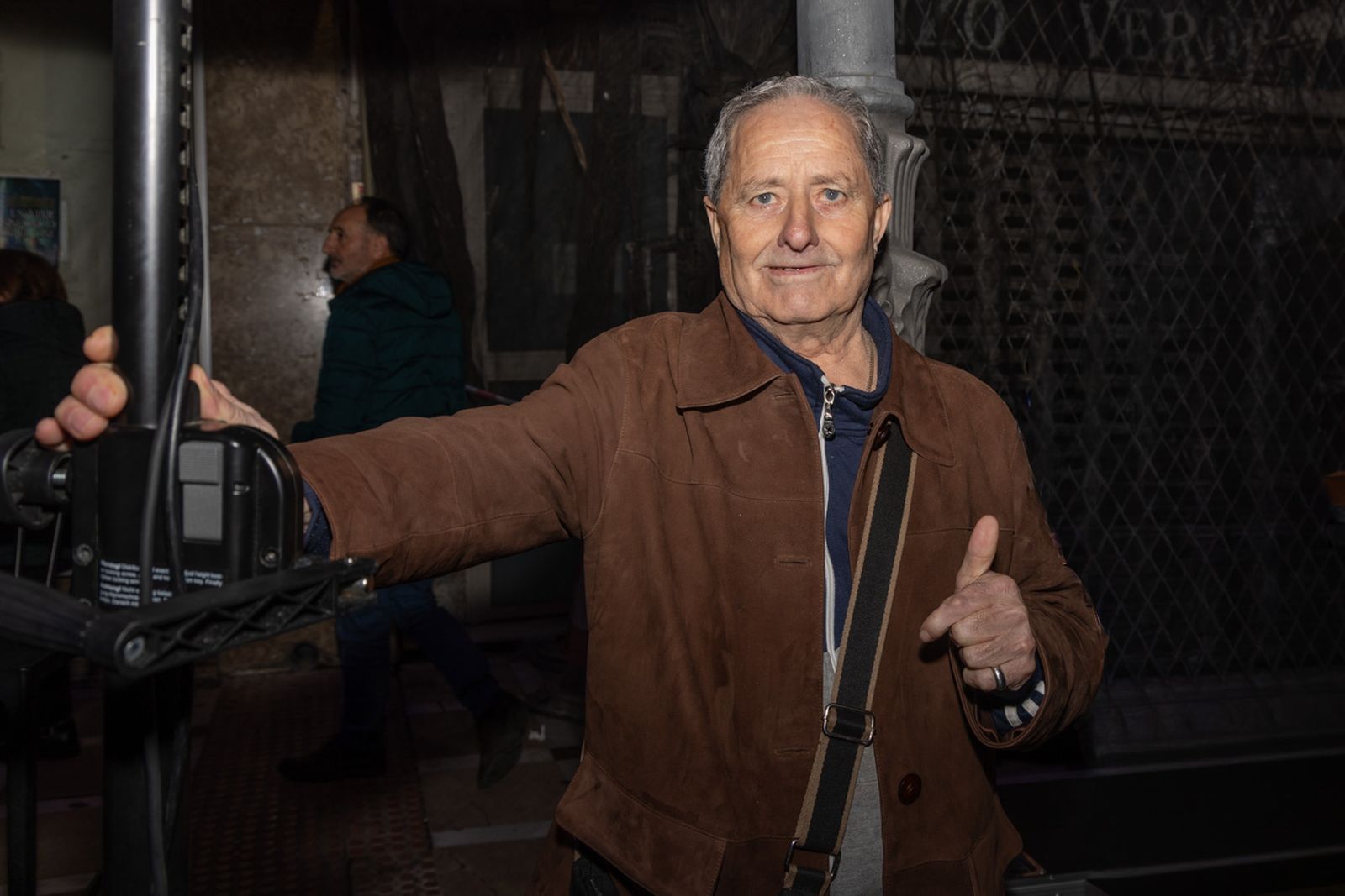 Concierto extraordinario a pie de calle: Paco Martínez