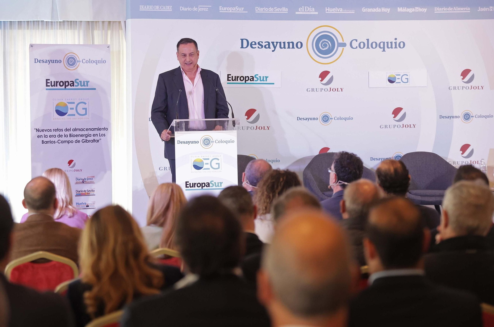 Fotos del Desayuno coloquio Nuevos retos del almacenamiento en la era de la bioenergía en Los Barrios y el Campo de Gibraltar de Europa Sur y Olivia Energy Group