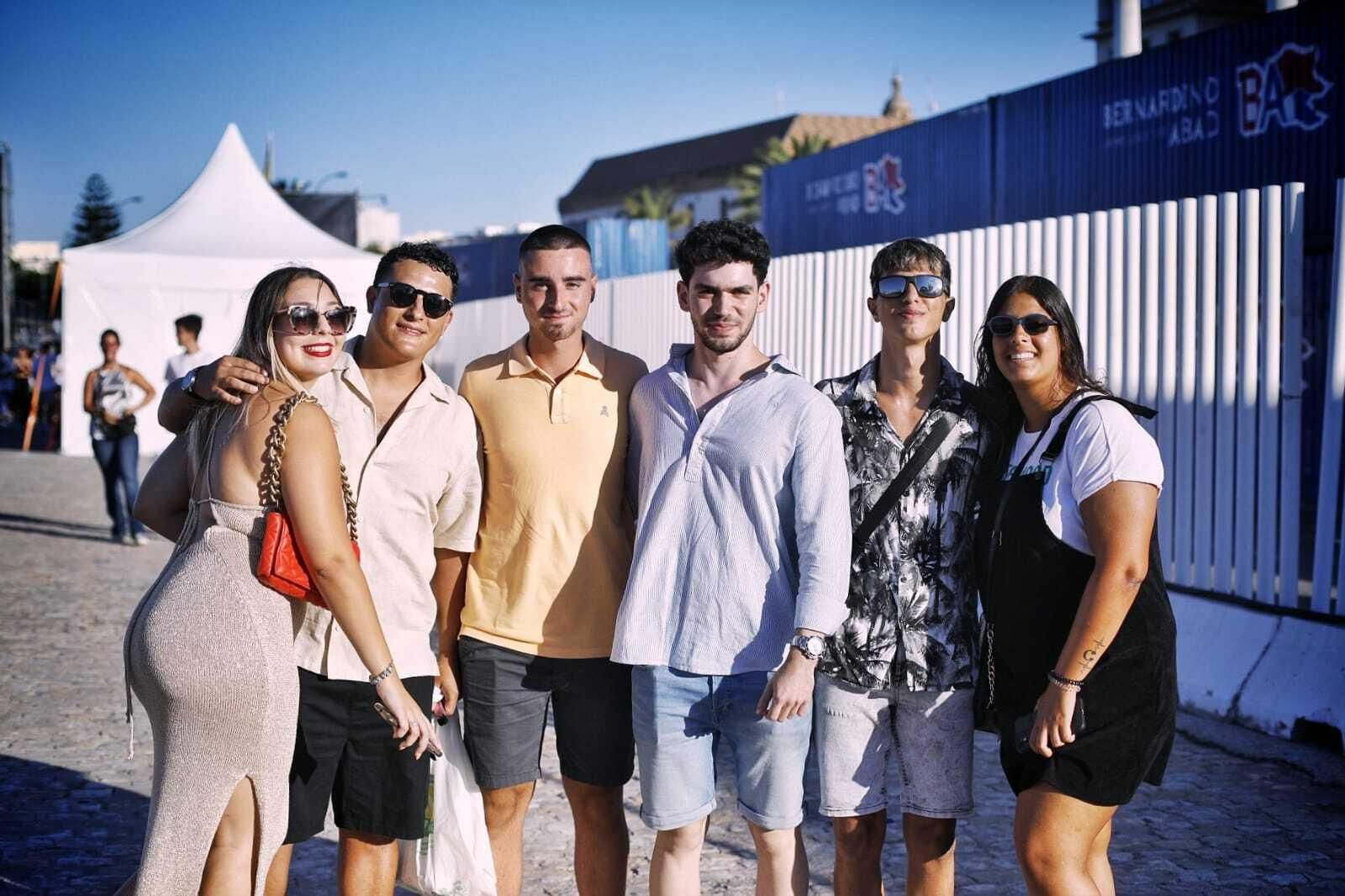 Búscate en el concierto de Myke Towers en el muelle de Cádiz