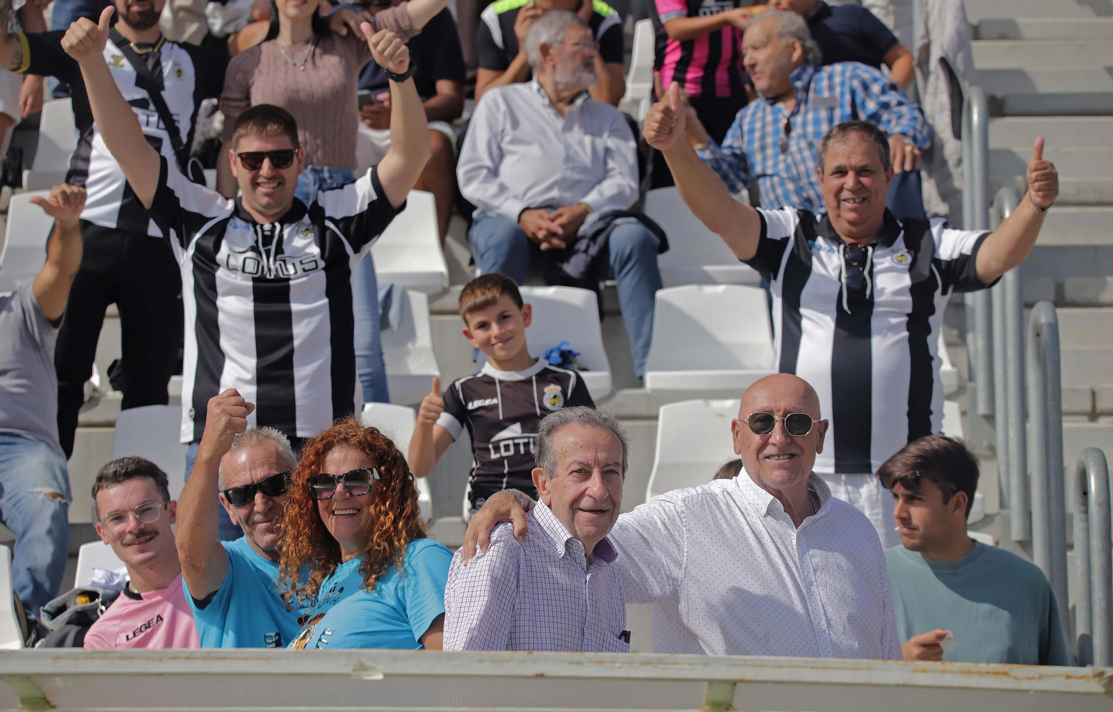 Búscate en el Ciudad de La Línea durante el Balona - Pozoblanco de Tercera Federación