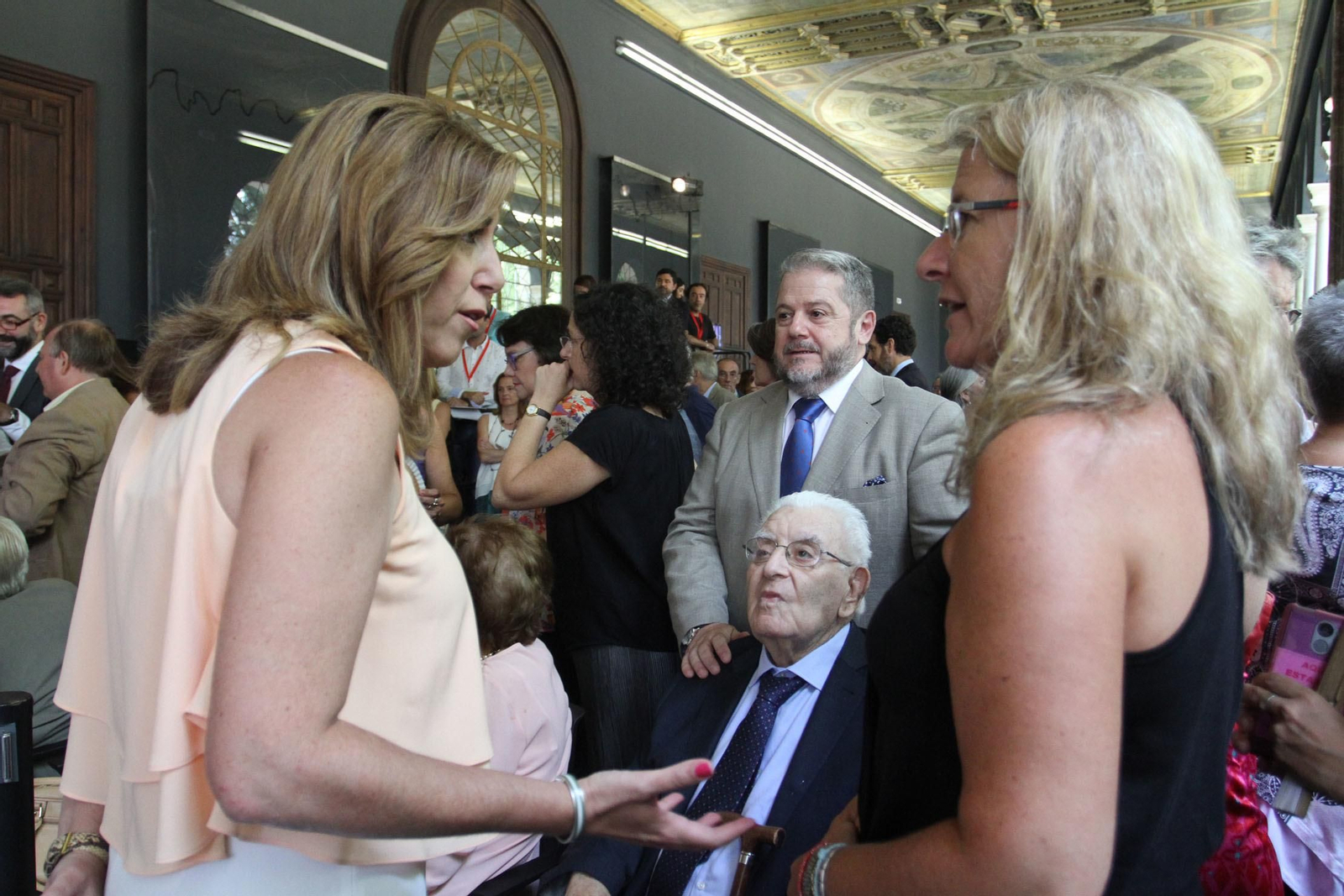 María Antonia Peña toma posesión como rectora de la Universidad de Huelva