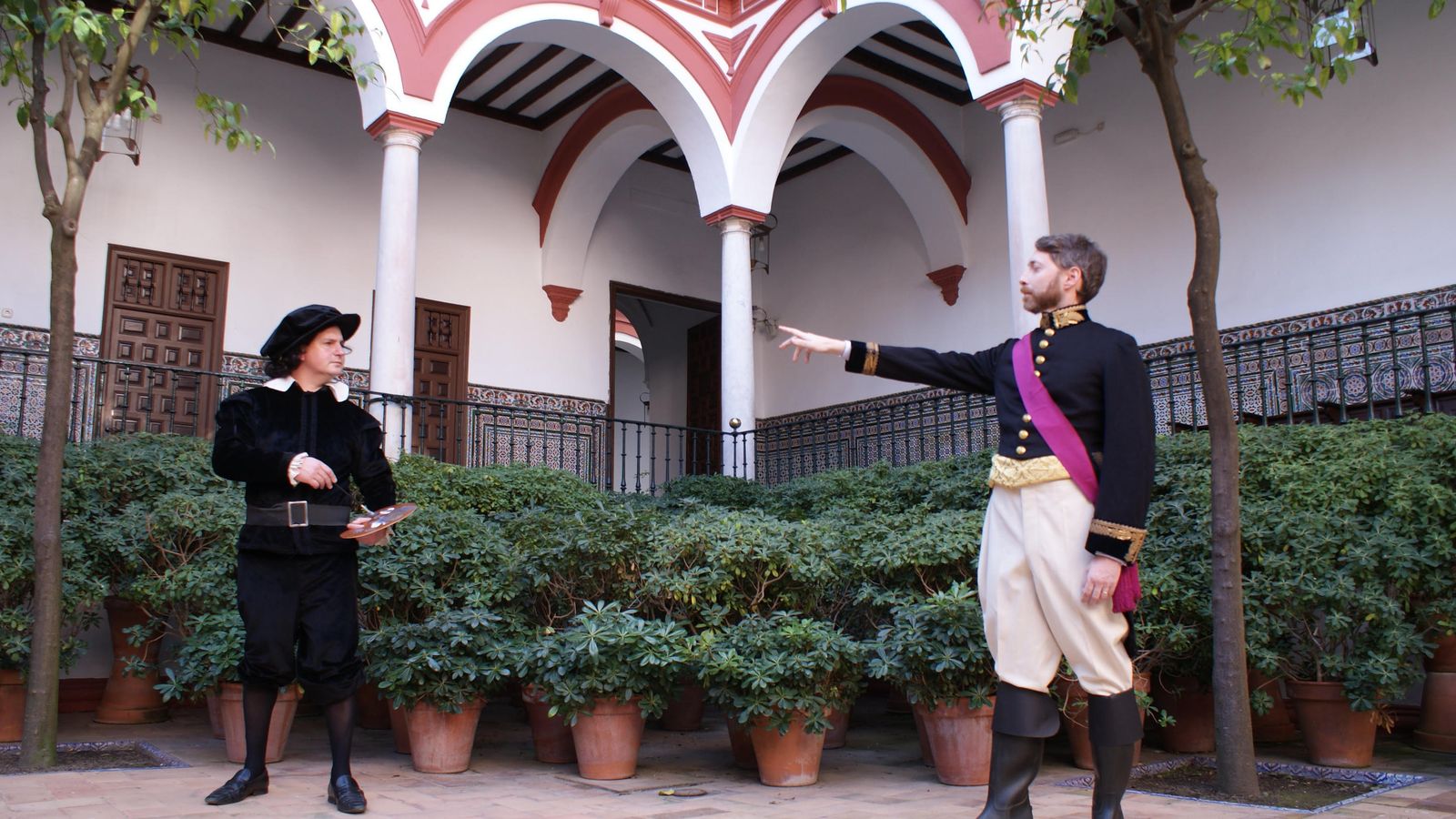 Murillo,  el Mariscal Soult, Justino de Neve, Ancianos Sacerdotes, titiriteros y cómicos guiarán el recorrido a los visitantes.