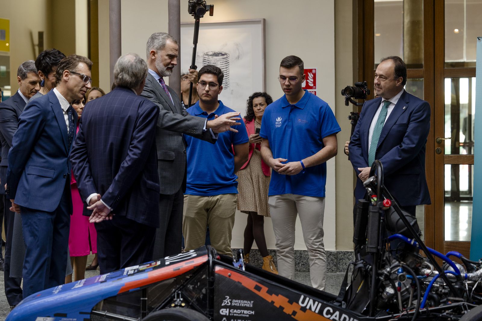 El rey Felipe VI visita Cádiz con motivo de la entrega del Premio Princesa de Girona Social 2024.