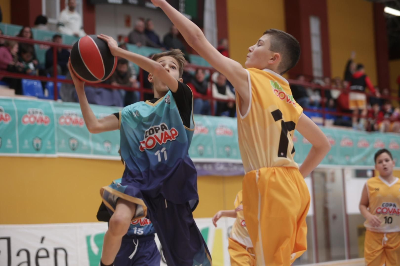 Copa COVAP en Martos: deporte, hábitos saludables y gestión emocional, en imágenes