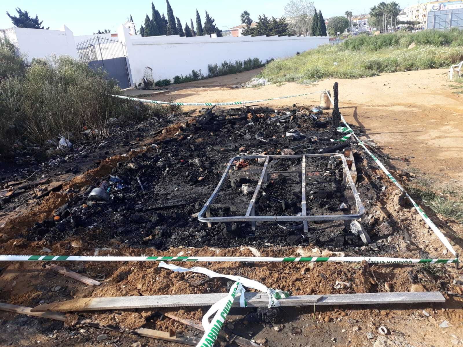 El incendio se ha registrado sobre las siete de esta mañana