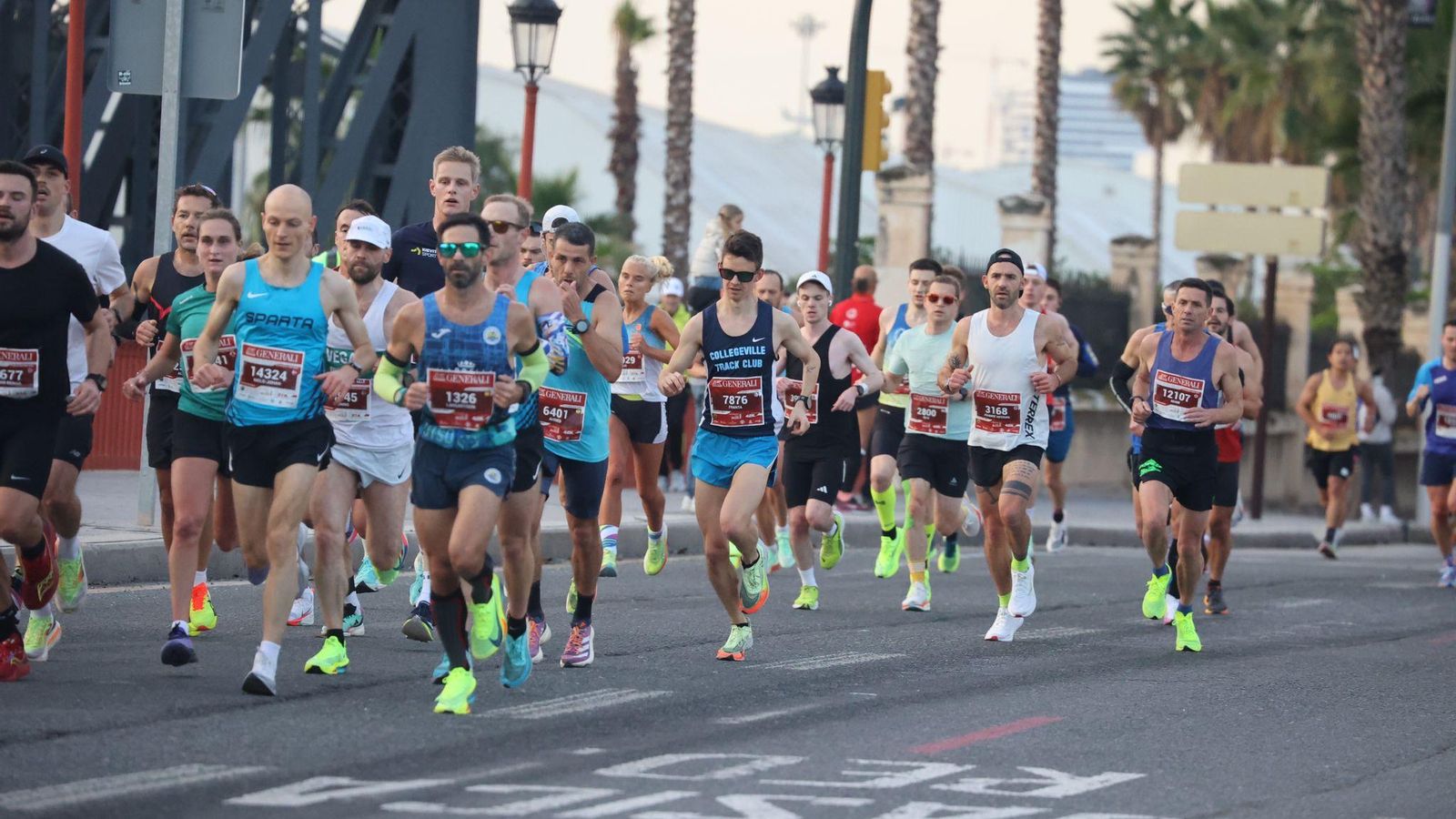 Las mejores fotos de la Maratón de Málaga 2024