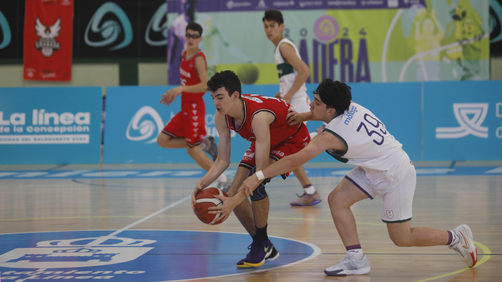 Las fotos de las semifinales del Cadeba infantil masculino de La Línea