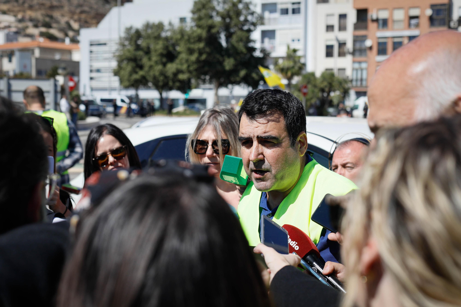 Los agricultores colapsan el puerto de Almería