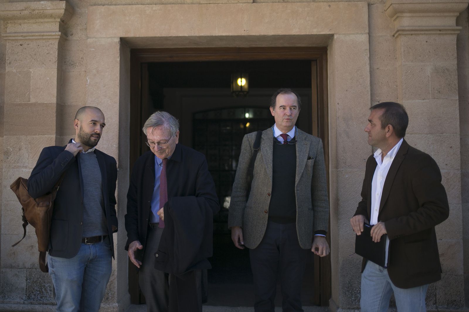 Rafael Moneo junto a representantes de la Real Maestranza y el delegado municipal de Urbanismo de Ronda.